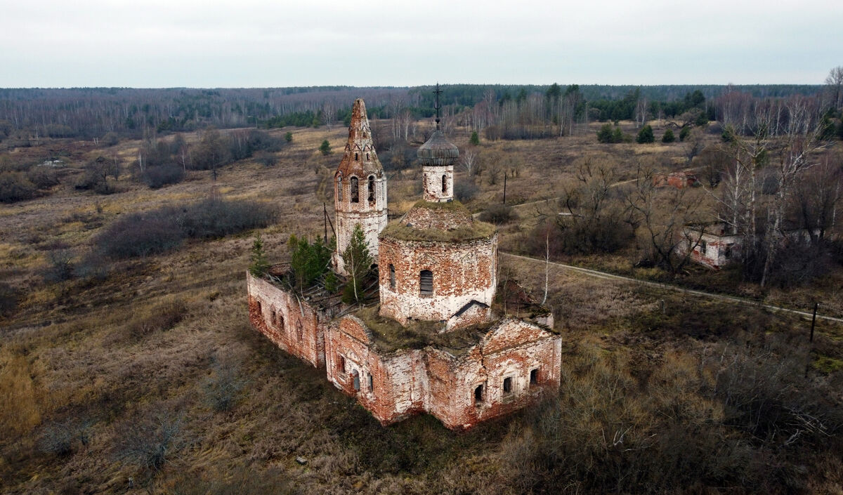 Церковь Николая Чудотворца, Милиново (Ковровский район и г. Ковров, Владимирская область). общий вид в ландшафте