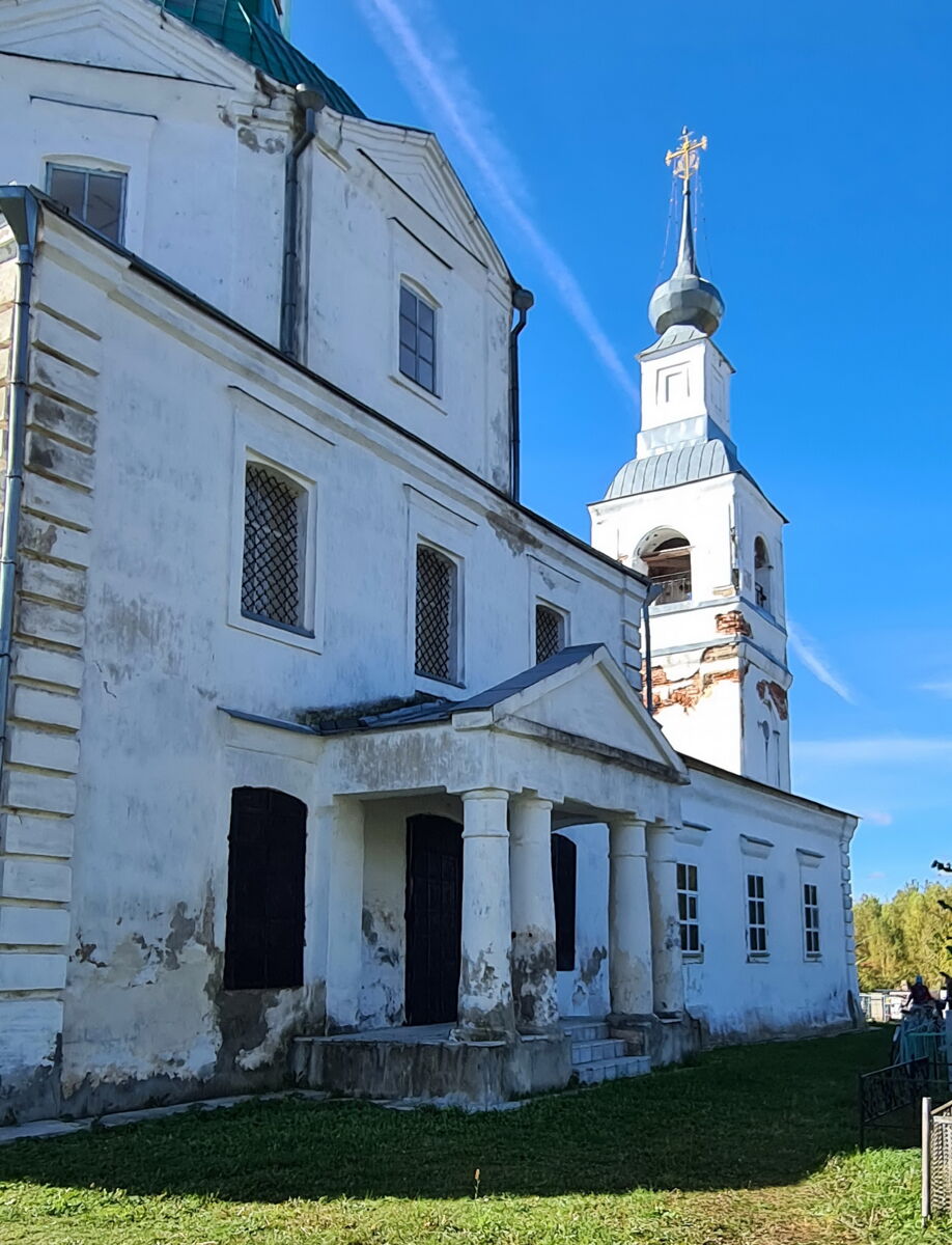 Церковь Сретения Господня, Ново-Никола, погост (Судогодский район, Владимирская область). архитектурные детали, Вид с северо-востока
