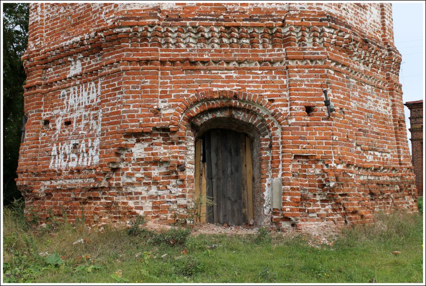 Аньково. Колокольня церкви Троицы Живоначальной. архитектурные детали