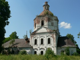 Лучкино. Церковь Михаила Архангела