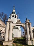 Холуй. Троицы Живоначальной, церковь