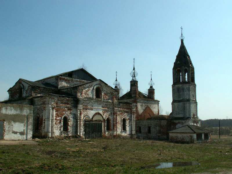 Храмовый комплекс. Церкви Тихвинской иконы Божией Матери и Богоявления Господня, Светиково (Комсомольский район, Ивановская область). фасады