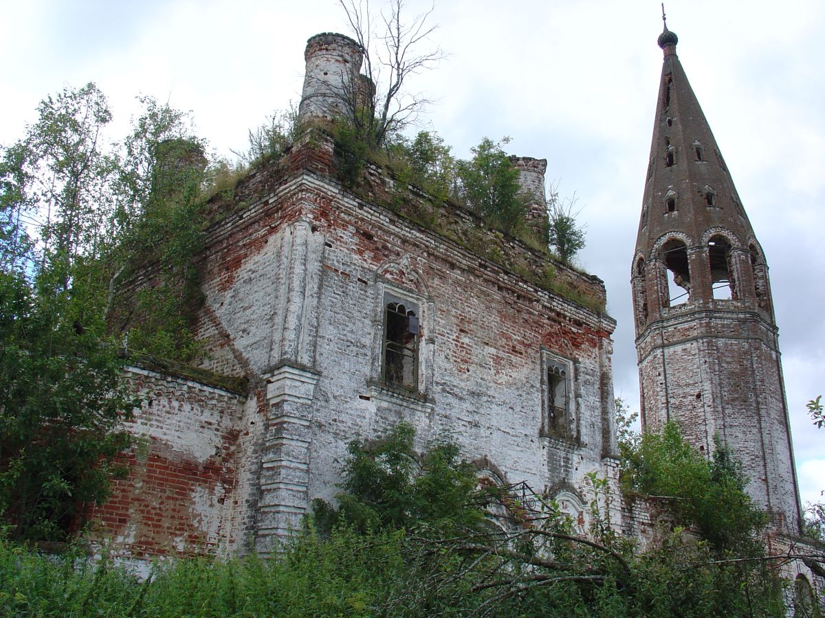 Церковь Успения Пресвятой Богородицы, Сотницы (Комсомольский район, Ивановская область). архитектурные детали