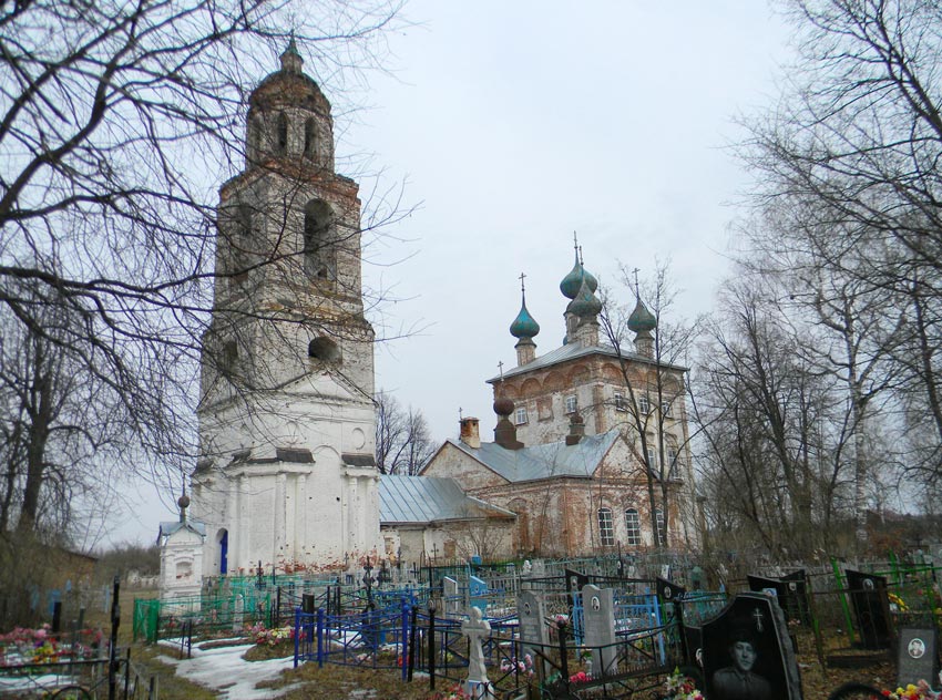 Церковь Рождества Пресвятой Богородицы, Шапкино (Савинский район, Ивановская область). общий вид в ландшафте