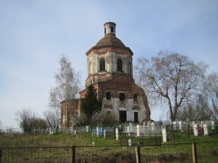 Гари. Церковь Троицы Живоначальной. фасады