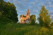 Церковь Покрова Пресвятой Богородицы, Общий вид с северо-запада<br>, Осоево, Ростовский район, Ярославская область