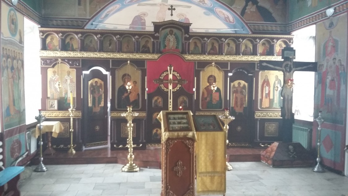 Церковь Покрова Пресвятой Богородицы (Всех Святых) на Кокуевском кладбище, Сергиев Посад (Сергиево-Посадский городской округ, Московская область). интерьер и убранство, интерьер храма
