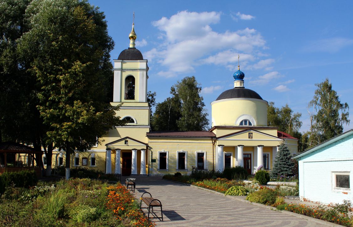 Сергиев Посад. Церковь Покрова Пресвятой Богородицы (Всех Святых) на Кокуевском кладбище. фасады