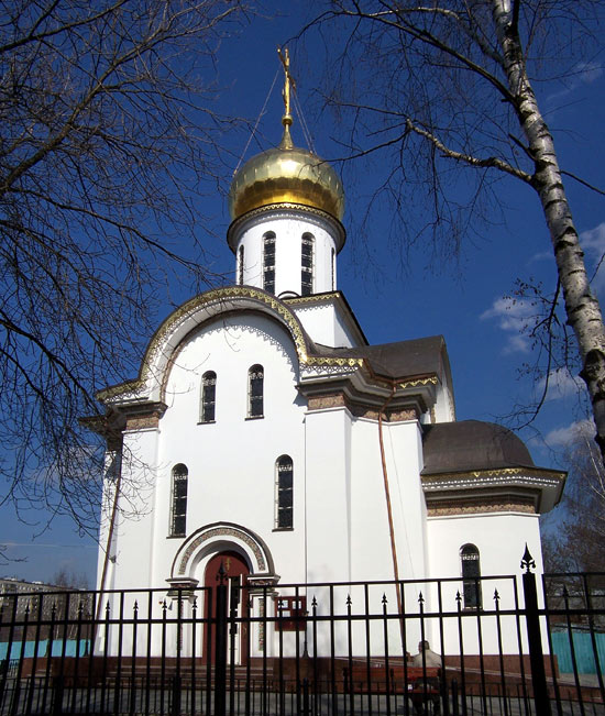 Храм-часовня Ксении Петербургской на Кузьминском кладбище, Выхино-Жулебино (Юго-Восточный административный округ (ЮВАО), г. Москва). фасады