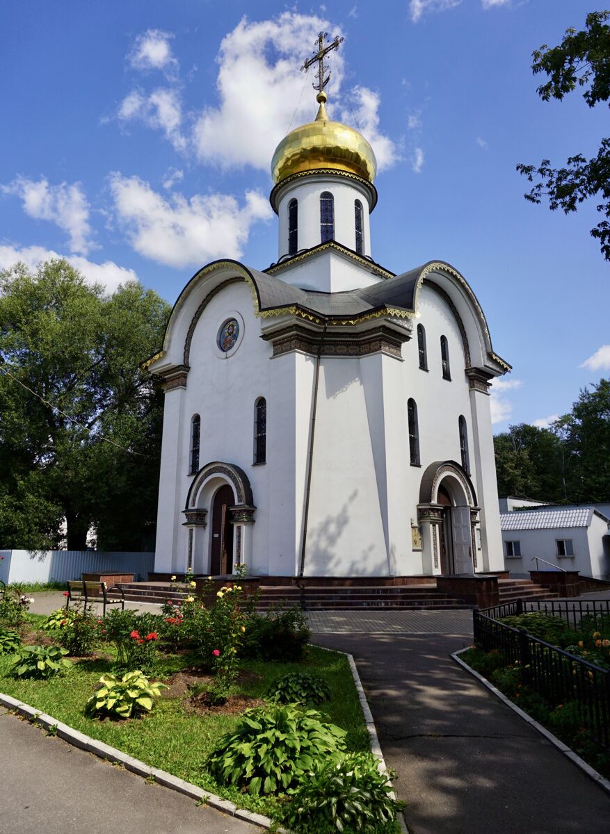 Ксении Петербургской на Кузьминском кладбище, храм-часовня, Выхино-Жулебино (Юго-Восточный административный округ (ЮВАО), г. Москва). фасады