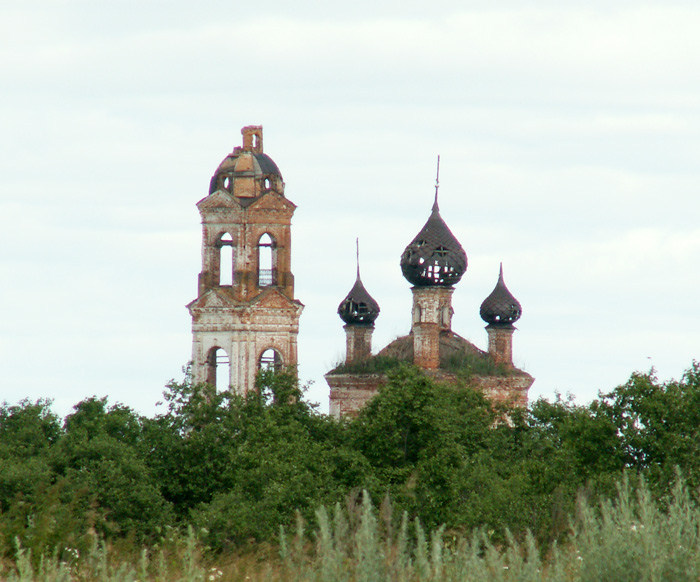 Океевское, урочище. Церковь Николая Чудотворца. общий вид в ландшафте