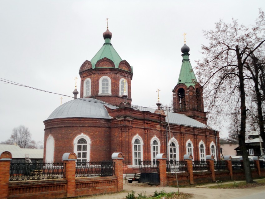 Ржев. Церковь Покрова Пресвятой Богородицы (старообрядческая). фасады