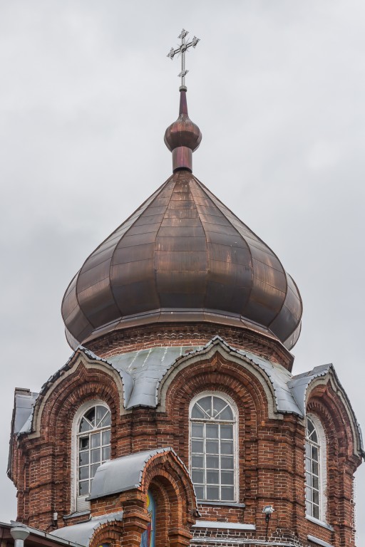 Церковь Иоанна Предтечи, Ивановское (Черноголовский городской округ, Московская область). архитектурные детали, Завершение основного объема