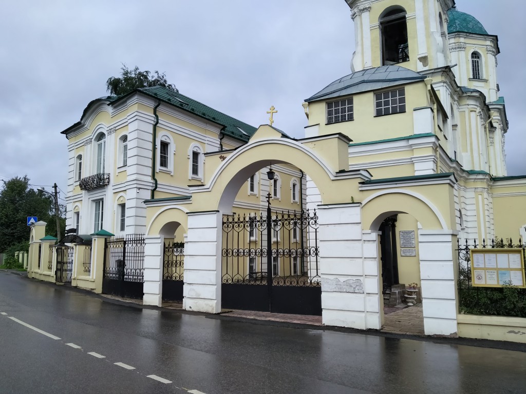 Церковь Спаса Нерукотворного Образа в Киове, Лобня (Мытищинский городской округ и гг. Долгопрудный, Лобня, Московская область). дополнительная информация