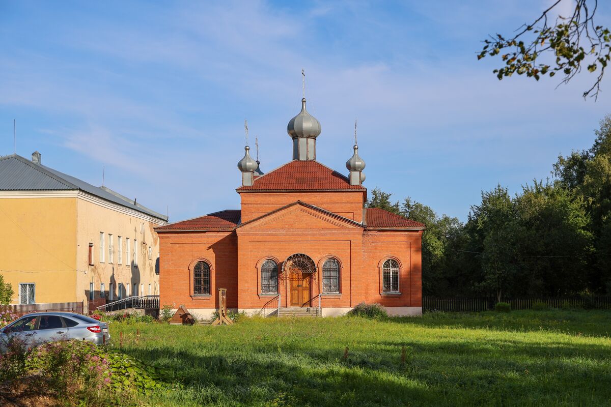 Церковь Сампсона Странноприимца, Вязьма (Вяземский район, Смоленская область). общий вид в ландшафте