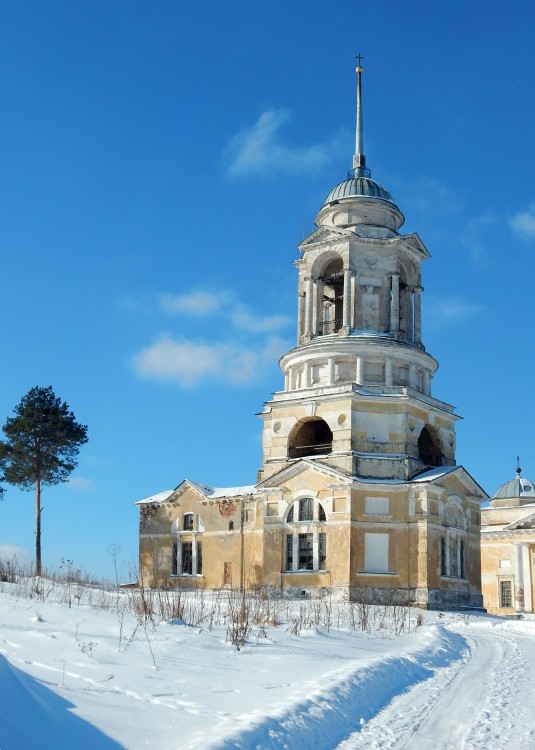 Церковь Спаса Нерукотворного Образа, Старица (Старицкий район, Тверская область). фасады