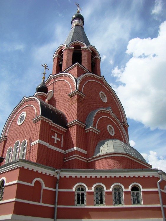 Ржев. Церковь Новомучеников и Исповедников Церкви Русской. фасады, Вид с левой стороны