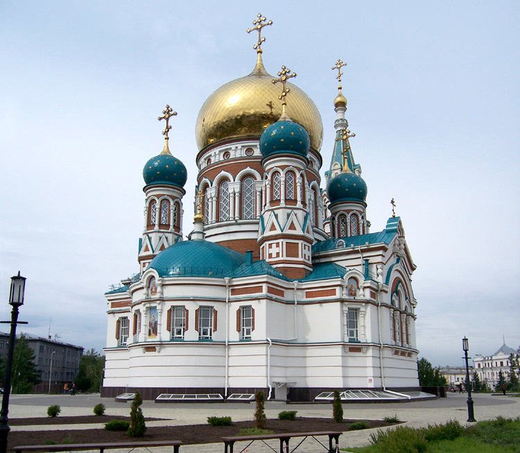 Омск. Кафедральный собор Успения Пресвятой Богородицы (новый). фасады