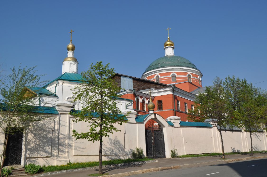 Вахитовский район. Казанско-Богородицкий монастырь. фасады