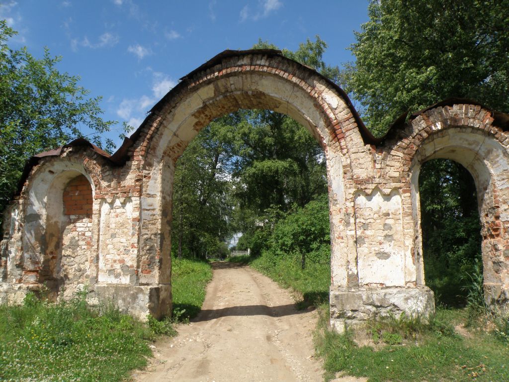 Церковь Троицы Живоначальной, Торжок (Торжокский район и г. Торжок, Тверская область). дополнительная информация