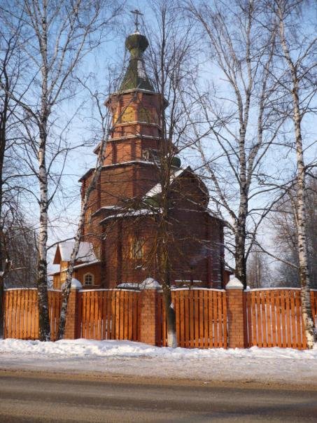 Церковь Амвросия Оптинского, Кувшиново (Кувшиновский район, Тверская область). фасады, Церковь в Кувшиново