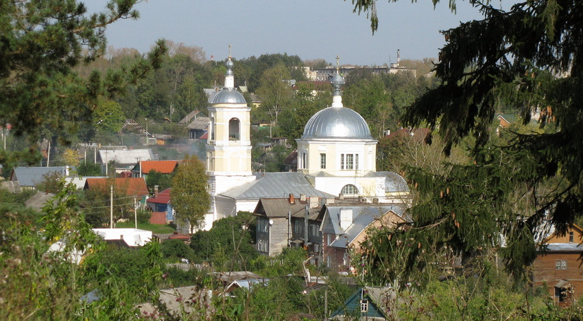 Торжок. Церковь Николая Чудотворца. общий вид в ландшафте