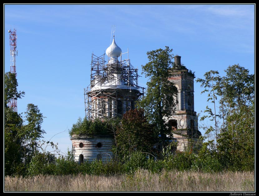 Васильевское. Церковь Успения Пресвятой Богородицы. фасады