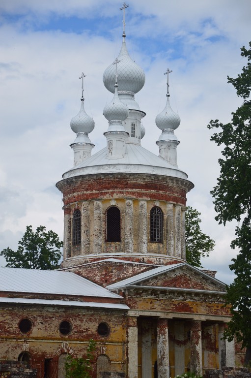 Церковь Успения Пресвятой Богородицы, Васильевское (Шуйский район, Ивановская область). архитектурные детали