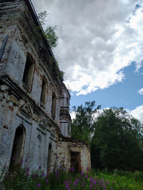 Церковь Николая Чудотворца, Совки (Ёз, Никола-Эз, Эзу) (Кинешемский район, Ивановская область). фасады