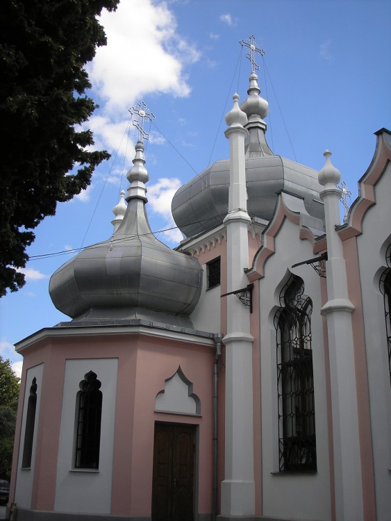 Ялта. Церковь Иоанна Златоуста на Поликуровском холме. архитектурные детали