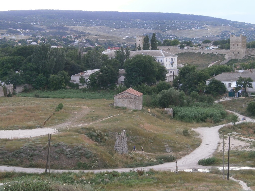Феодосия. Церковь Стефана архидиакона. общий вид в ландшафте