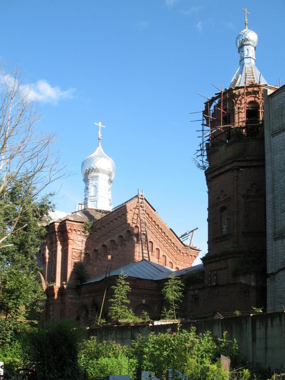 Шуя. Церковь Вознесения Господня. общий вид в ландшафте, вид с севера (со стороны кладбища)