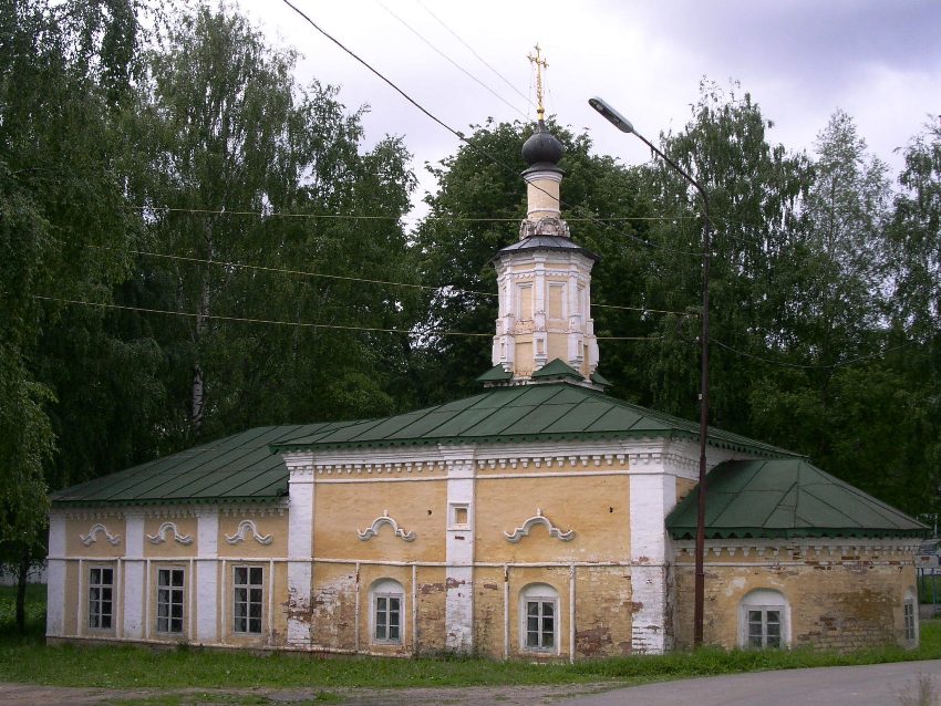 Великий Устюг. Михаило-Архангельский монастырь. Церковь Преполовения Пятидесятницы. фасады, вид с юго-востока