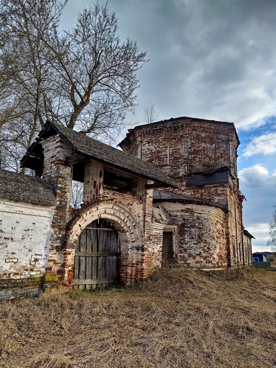 Троице-Гледенский монастырь. Церковь Успения Пресвятой Богородицы, Морозовица (Великоустюгский район, Вологодская область). дополнительная информация