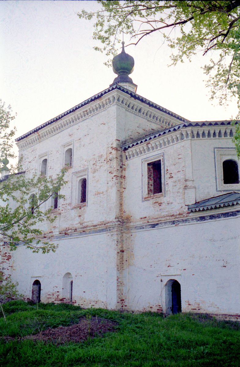 архитектурные детали. Троице-Гледенский монастырь. Церковь Тихвинской иконы Божией Матери, Морозовица (Великоустюгский район, Вологодская область)