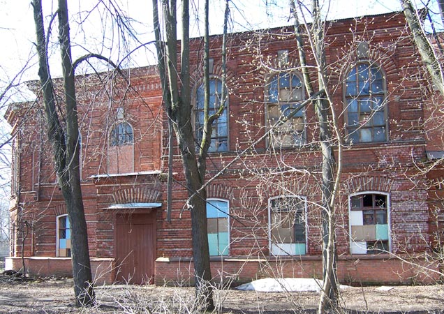 Домовая церковь Николая Чудотворца при бывшем Никольском училище, Орехово-Зуево (Орехово-Зуевский городской округ, Московская область). фасады