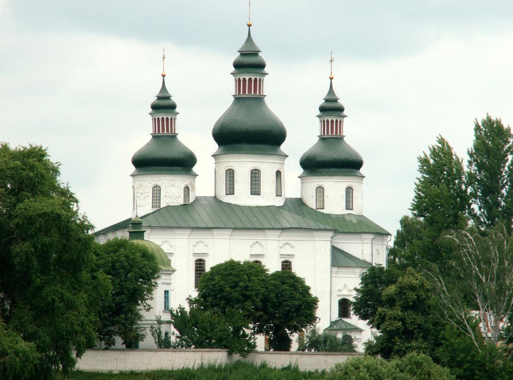 Даневка. Георгиевский монастырь. фасады