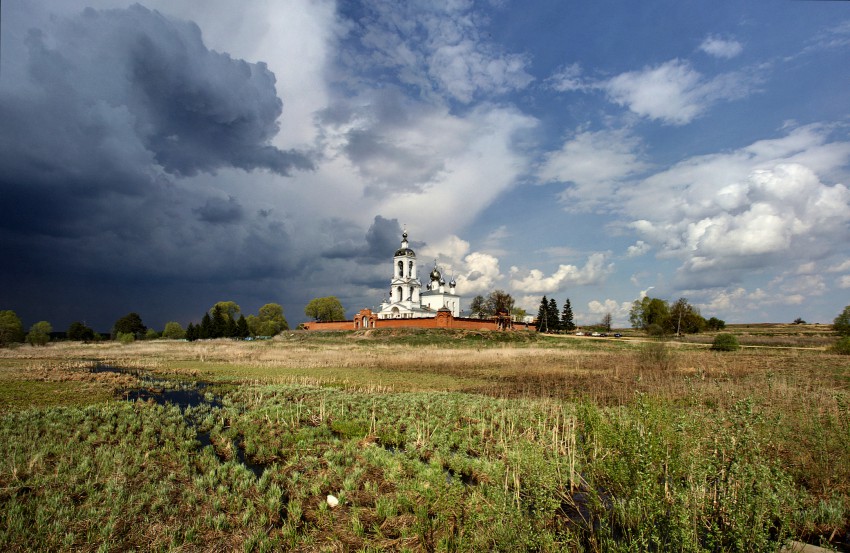 Погост-Крест. Монастырь Креста Господня. фасады