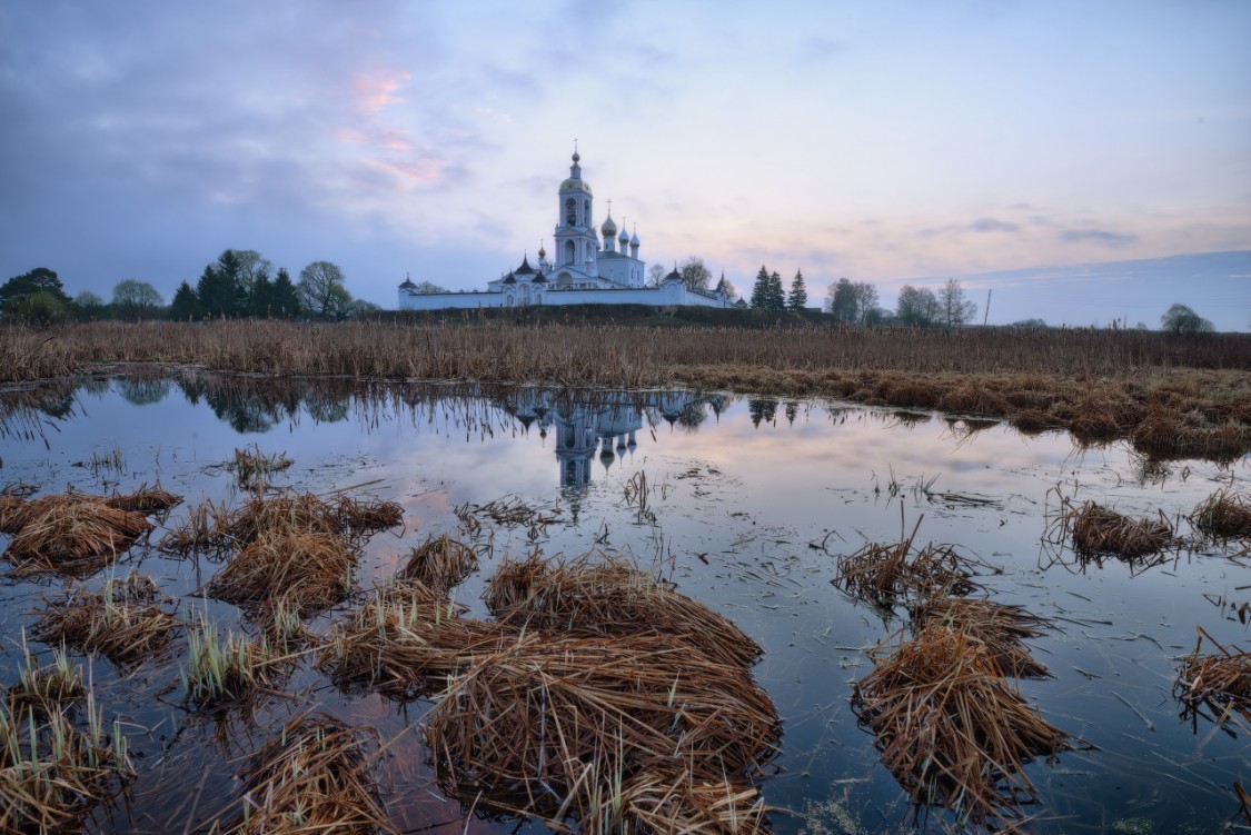 Погост крест