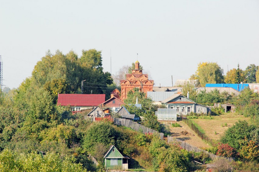 Часовня Казанской иконы Божией   Матери, Приволжск (Приволжский район, Ивановская область). общий вид в ландшафте
