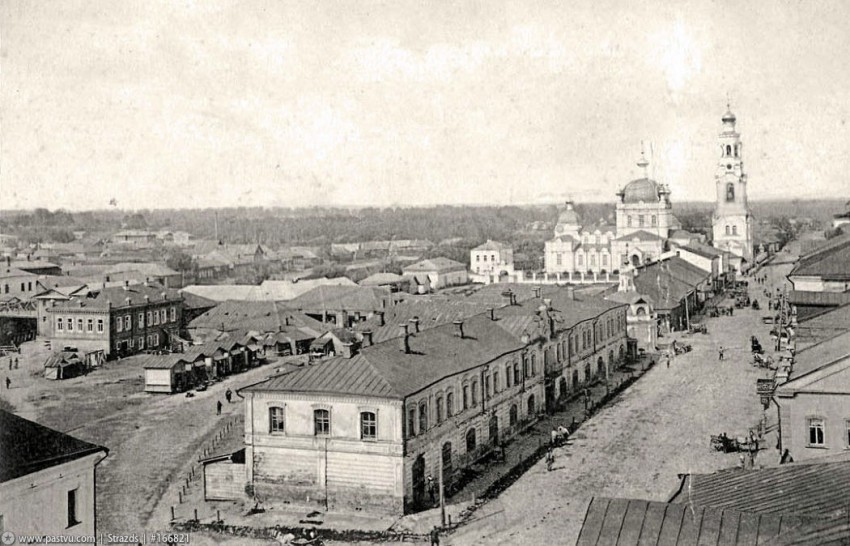 Храмовый комплекс. Собор Благовещения Пресвятой Богородицы и церкви Тихвинская и Скорбященская, Гагарин (Гагаринский район, Смоленская область). архивная фотография, Фото с сайта pastvu.ru Фото начала 20-го века