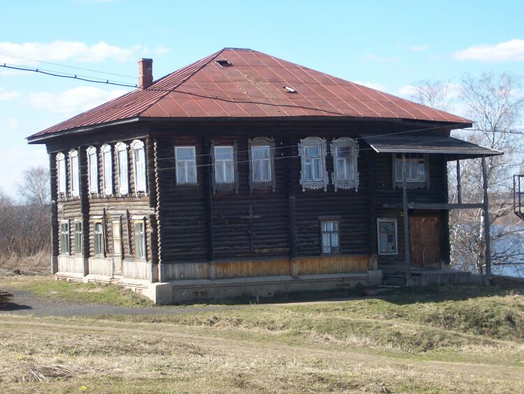 Решма. Макариев Решемский монастырь. дополнительная информация, Дом, где живут монахи.	В 2011 году был снесен.	      
