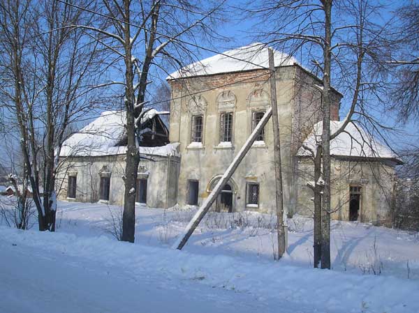 Церковь Рождества Иоанна Предтечи, Любим (Любимский район, Ярославская область). общий вид в ландшафте