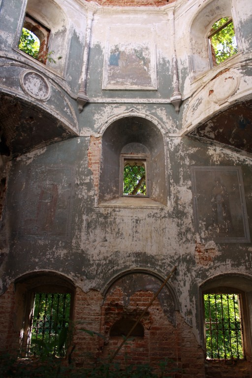 Церковь Николая Чудотворца, Никольское (Малоярославецкий район, Калужская область). интерьер и убранство