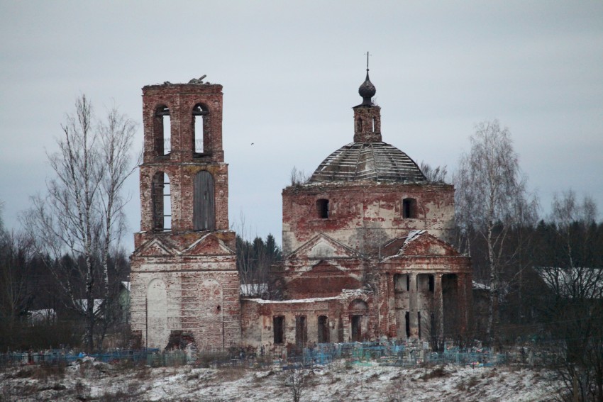 Церковь Успения Пресвятой Богородицы, Шарна (Любимский район, Ярославская область). фасады