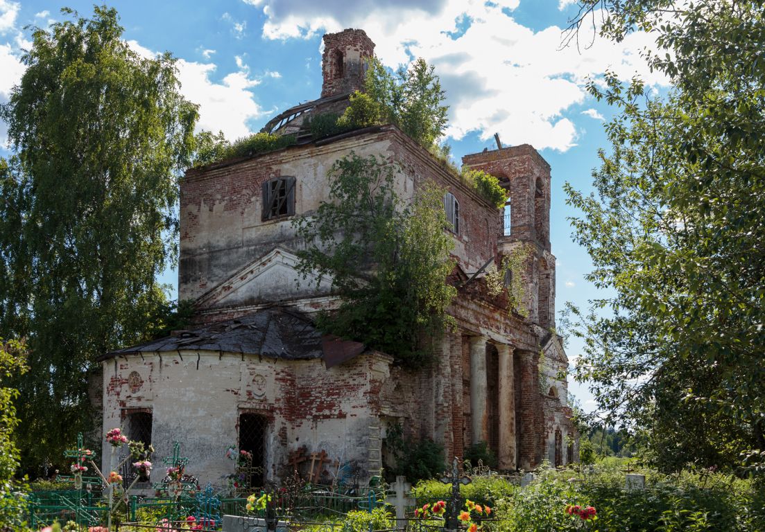 Церковь Успения Пресвятой Богородицы, Шарна (Любимский район, Ярославская область). фасады