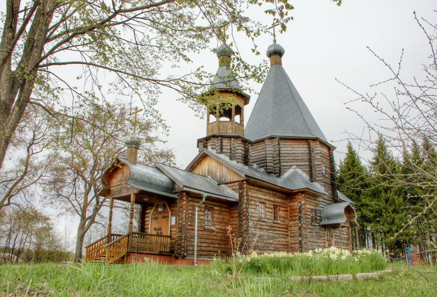 Никульчино. Церковь Бориса и Глеба. общий вид в ландшафте, Весна