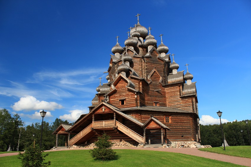 Церковь Покрова Пресвятой Богородицы, Невский Парклесхоз (Всеволожский район, Ленинградская область). фасады, Вид от колокольни