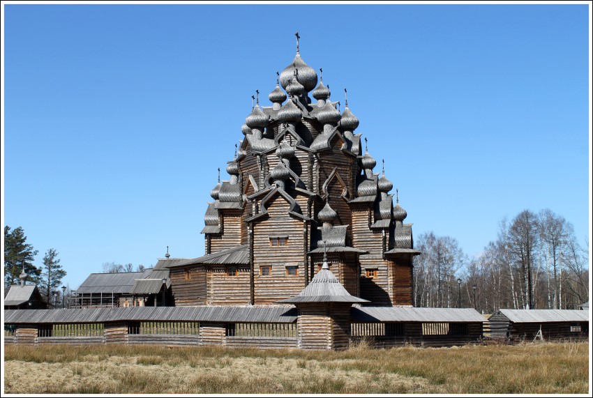 Невский Парклесхоз. Церковь Покрова Пресвятой Богородицы. фасады