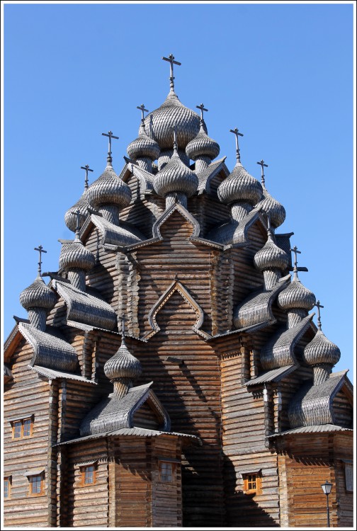 Усадьба Богословка. Церковь Покрова Пресвятой Богородицы, Невский Парклесхоз (Всеволожский район, Ленинградская область). архитектурные детали